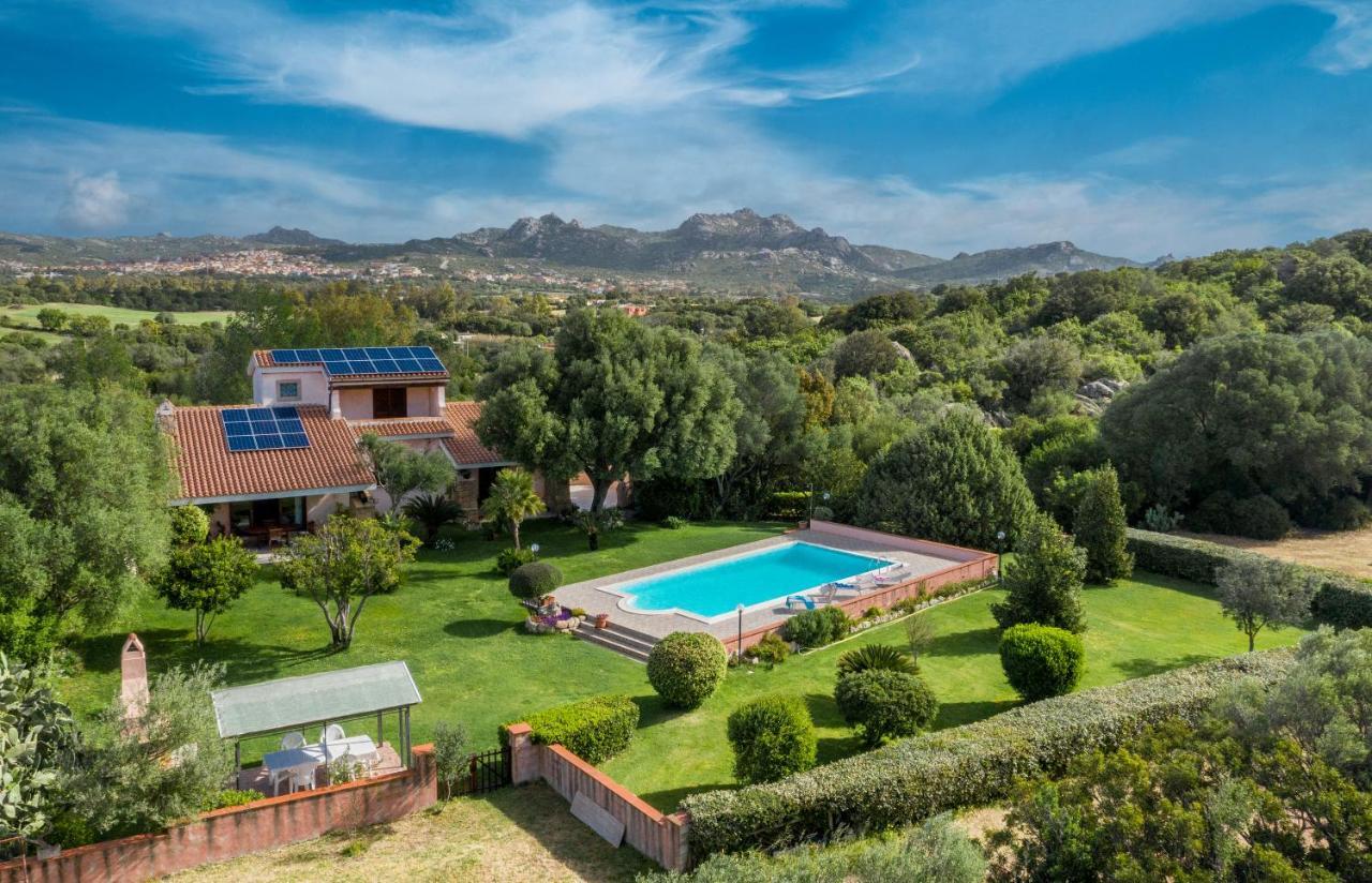 Sardinia Family Villas - Villa Adina With Private Pool In Arzachena Ngoại thất bức ảnh